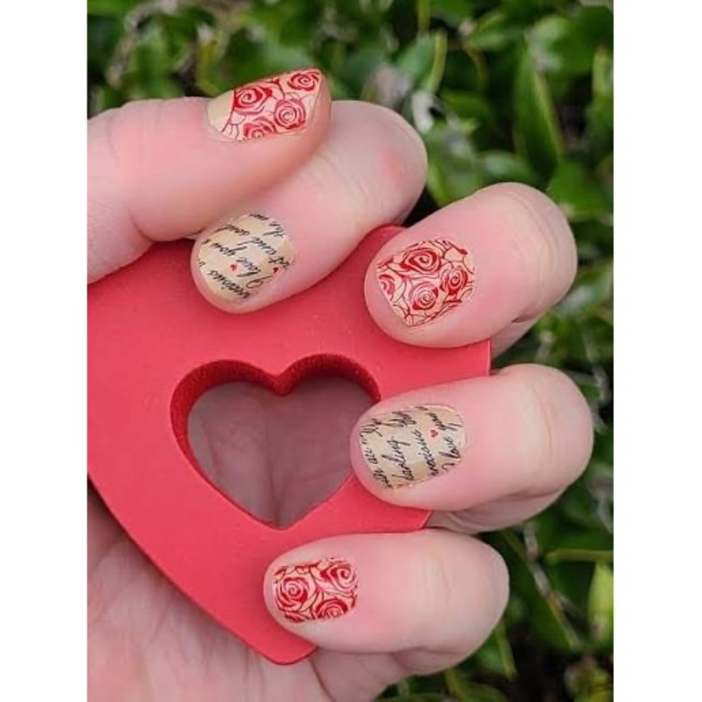 Color Street Rose & Prose FDC213 Nail Polish Strips Red‎ Roses Script 16 Count